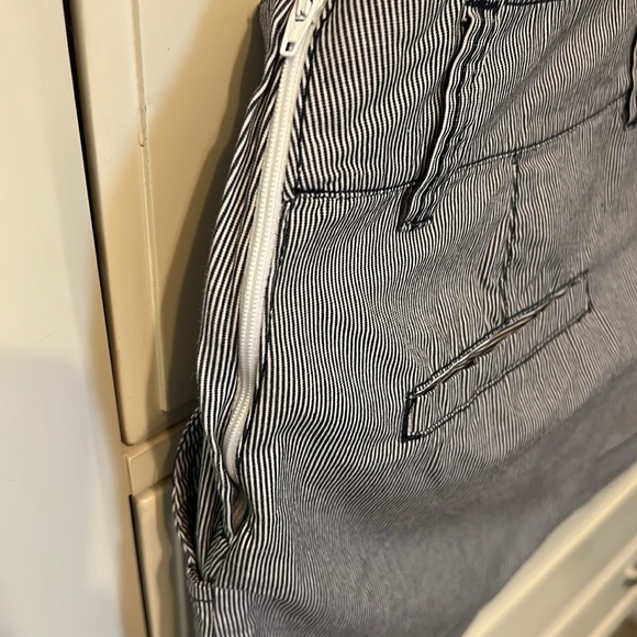 H&M Navy Striped Skirt Size 8 - Picture 4 of 7